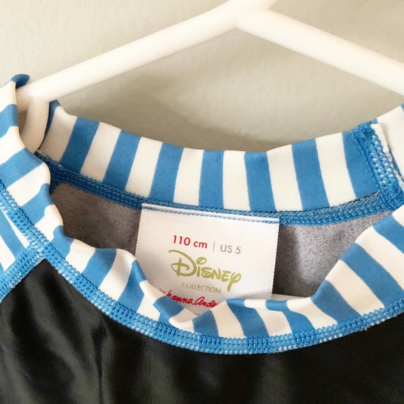 Hanna Andersson Disney Collection Mickey Mouse Sunblock Rash Guard | US 5 - Picture 3 of 4